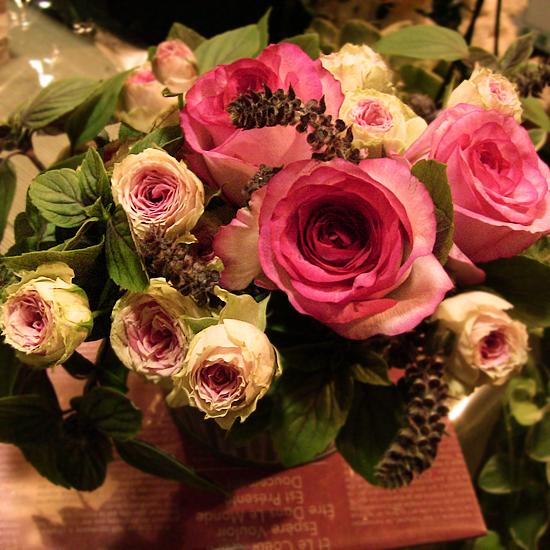 ピアジェとミミエデンの春アレンジメント