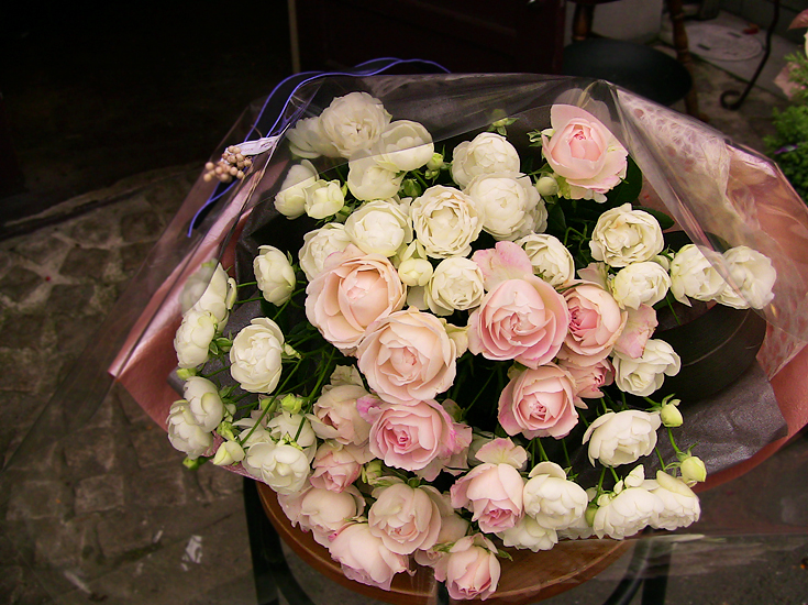 カップ咲ローズシュガーピンクのブーケ(花束)