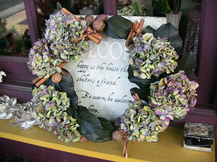 ドライハイドランジアとシナモンのリース【プレゼント・ご自宅用に】